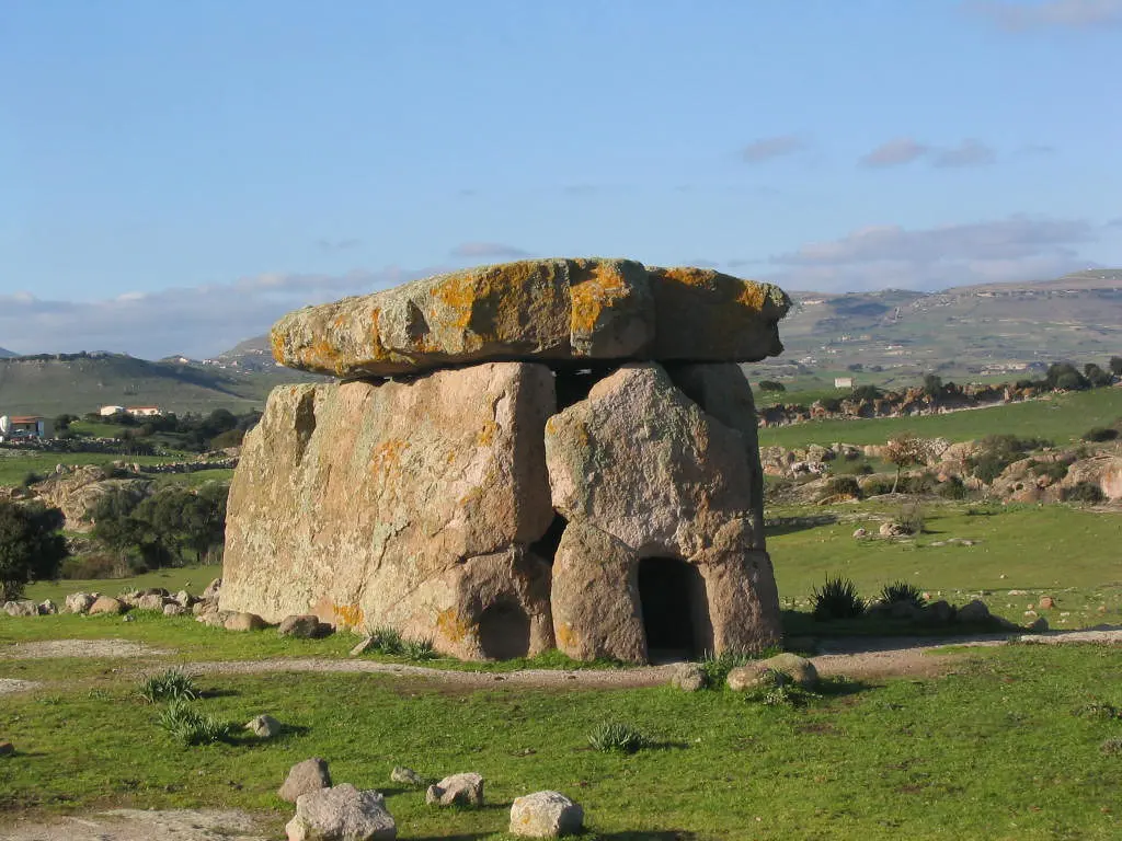 Dolmen Sa Coveccada