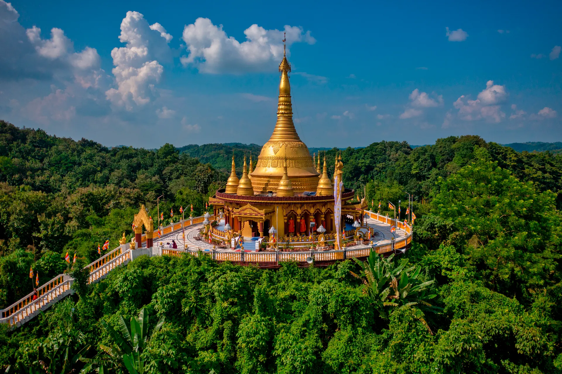 Buddha Dhatu Jadi
