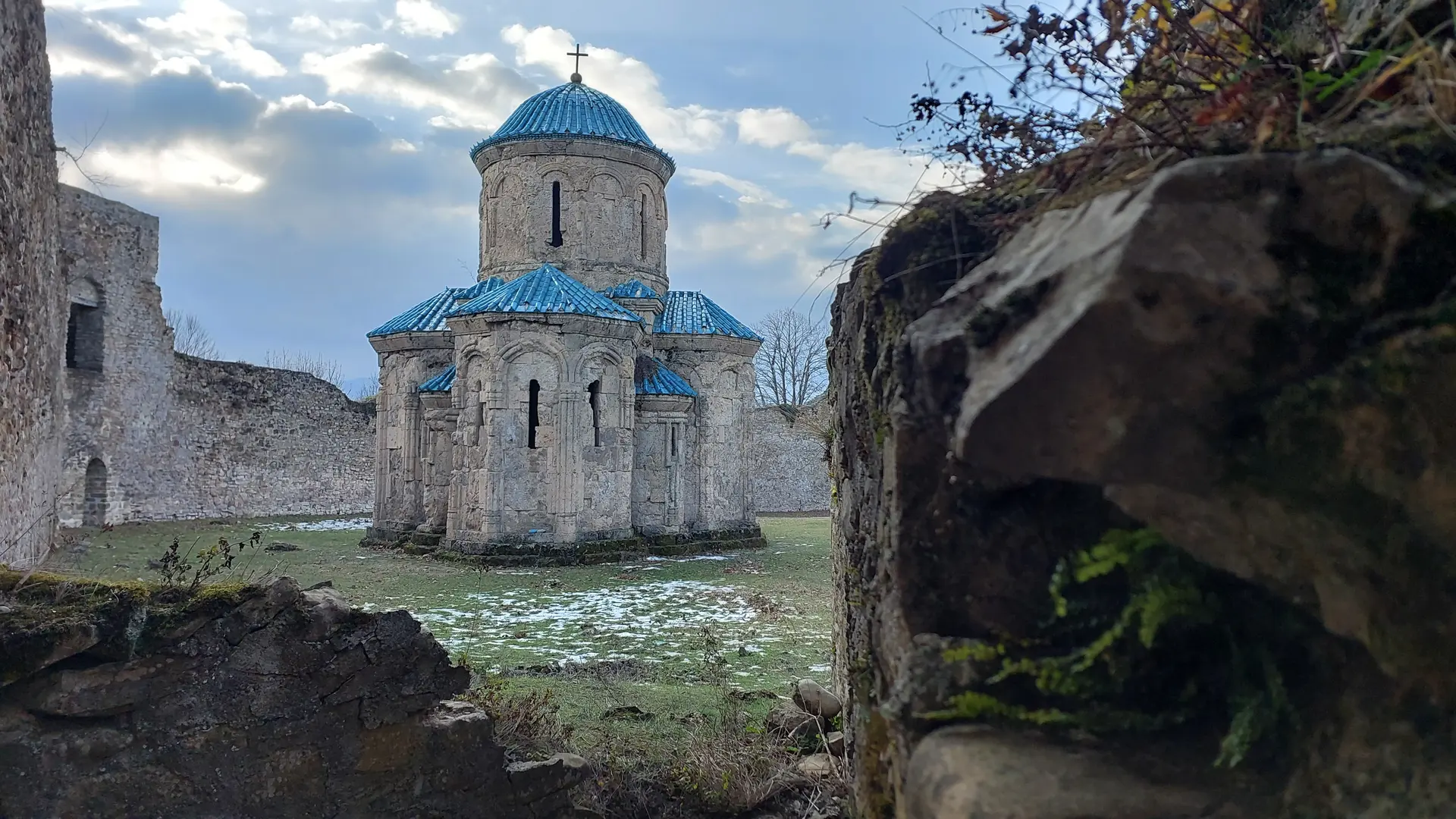 Image of Kvetera Church
