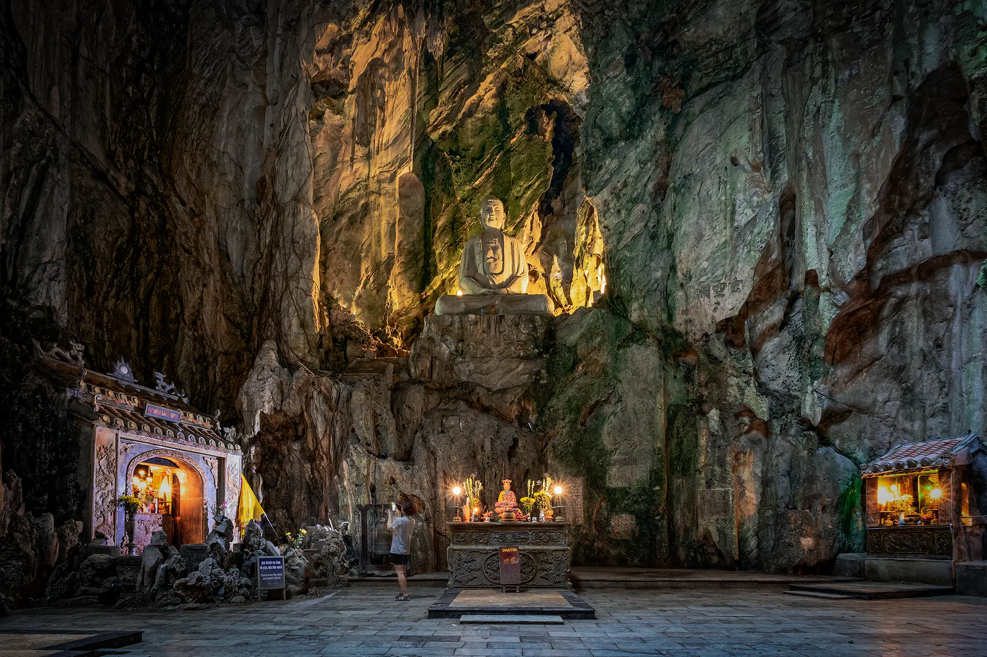 Huyền Không Cave in Ngũ Hành Sơn, Đà Nẵng, Vietnam