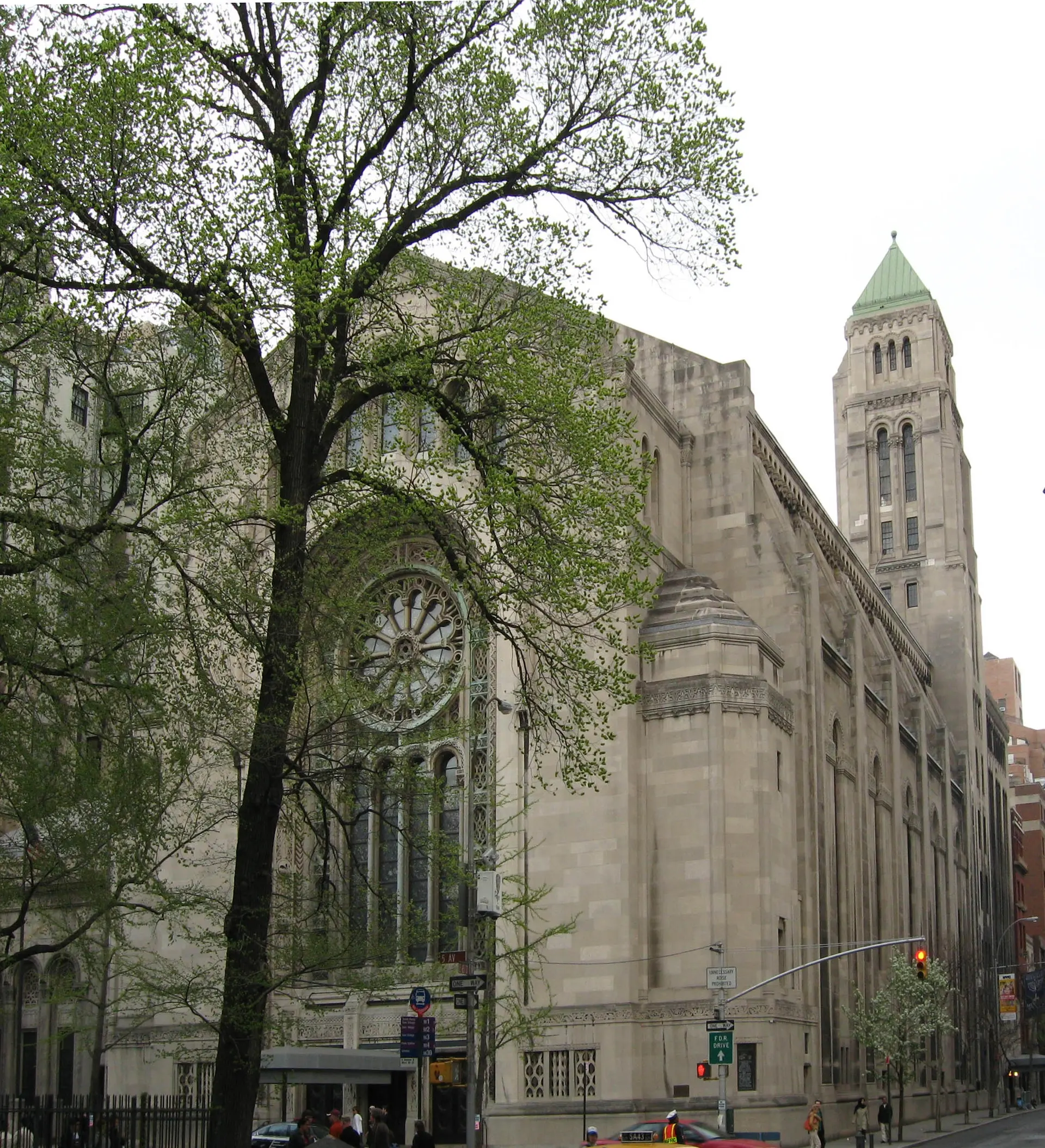 Temple Emanu-El