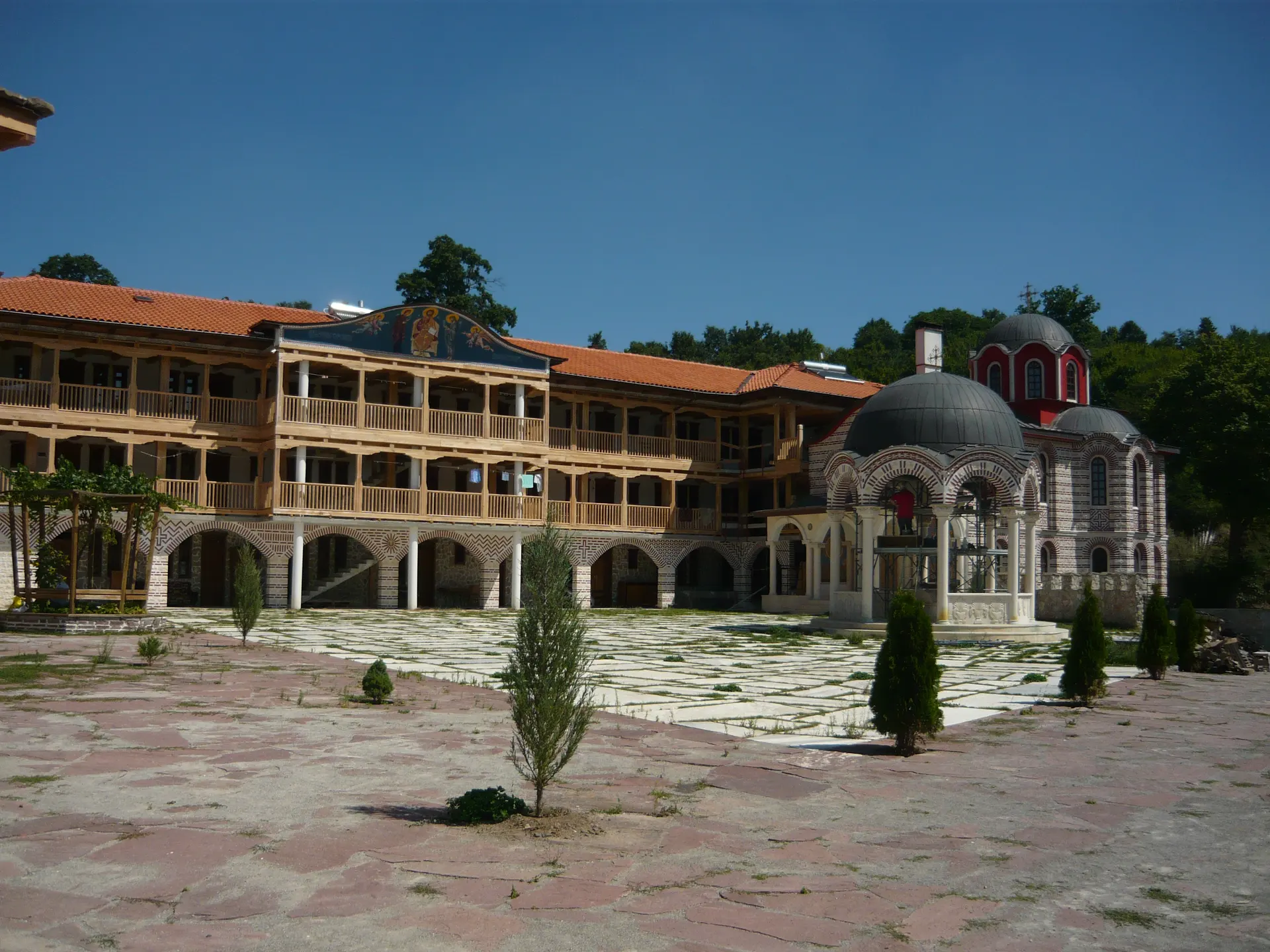 Gigintsi Monastery