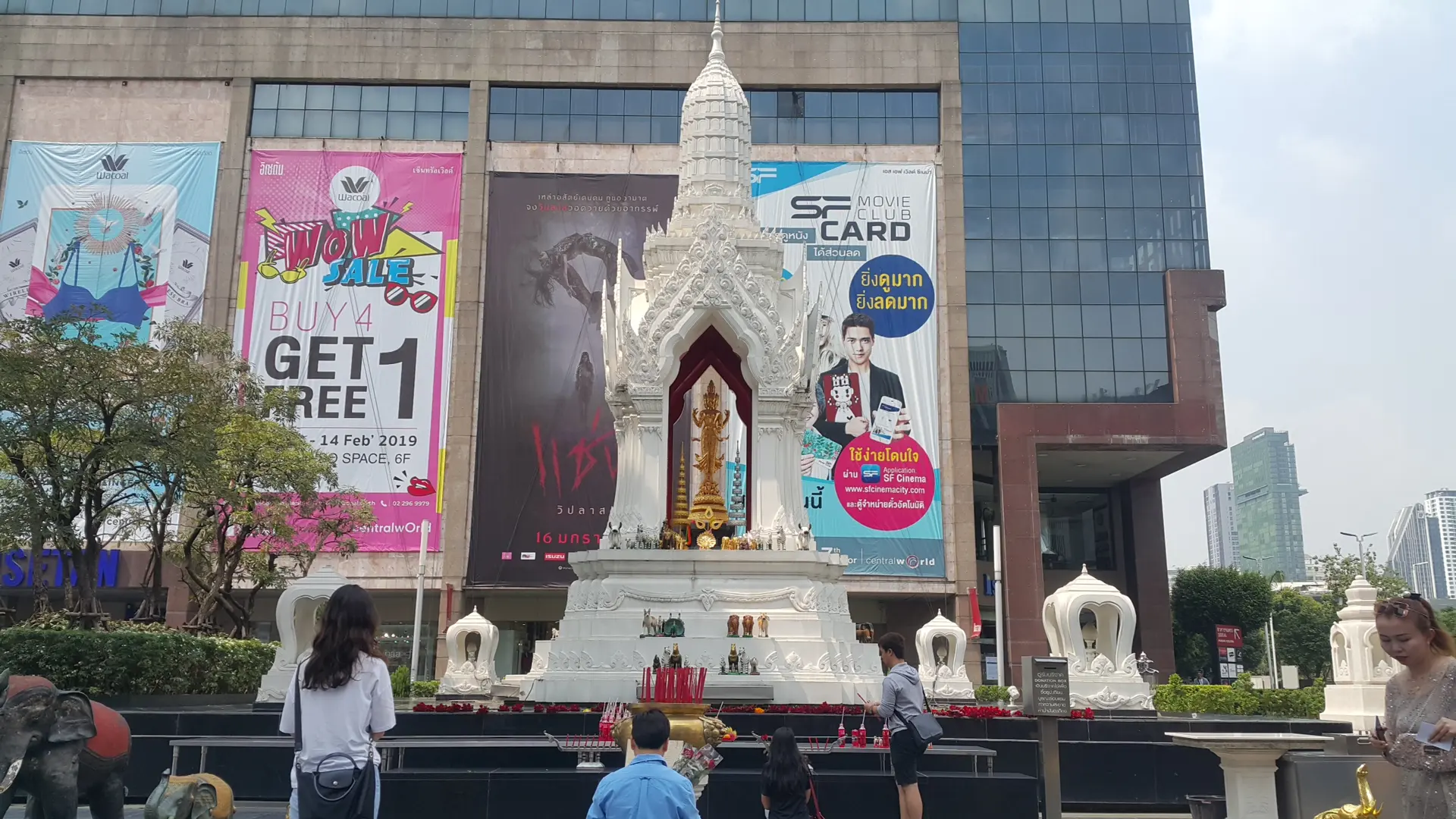 Phra Trimurti Shrine in Bangkok, Bangkok, Thailand