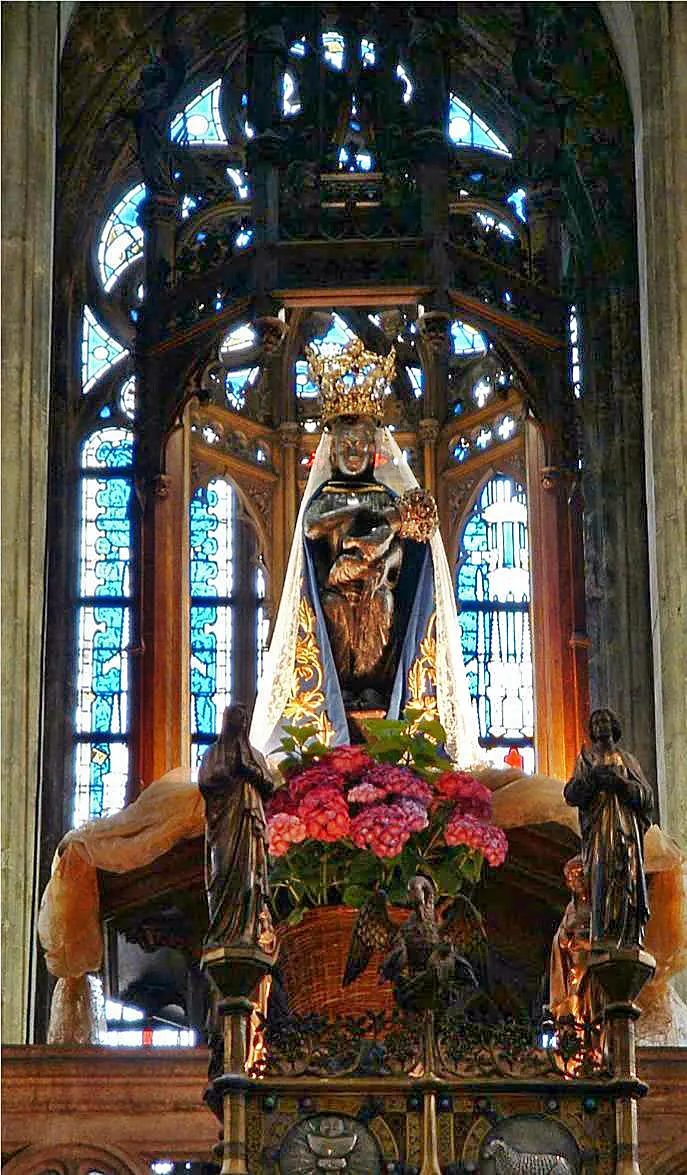 Image of Our Lady the Black Virgin of Hal