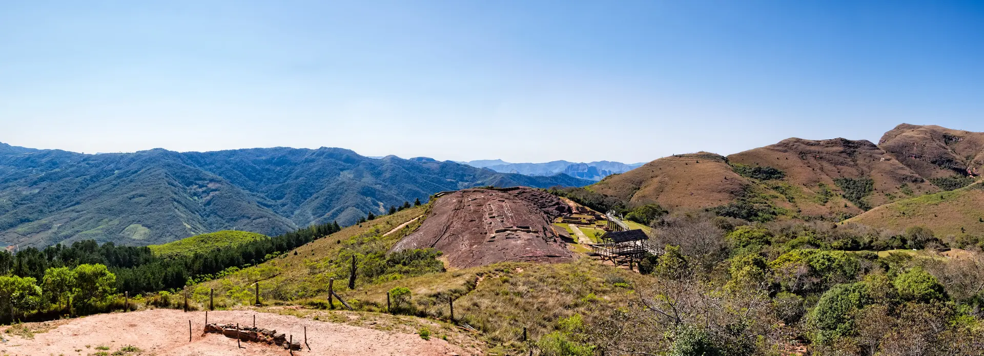 Ruins of El Fuerte ceremonial site, Samaipata