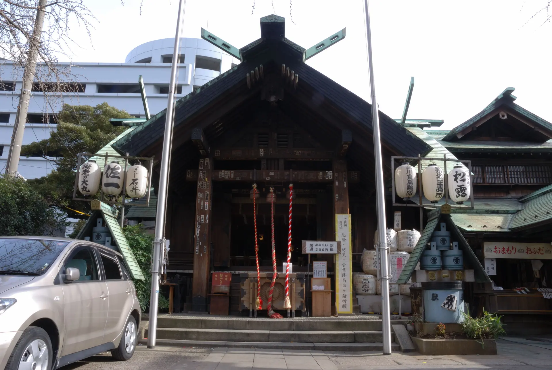 Namiyoke Shrine — exact-site Wikimedia Commons image
