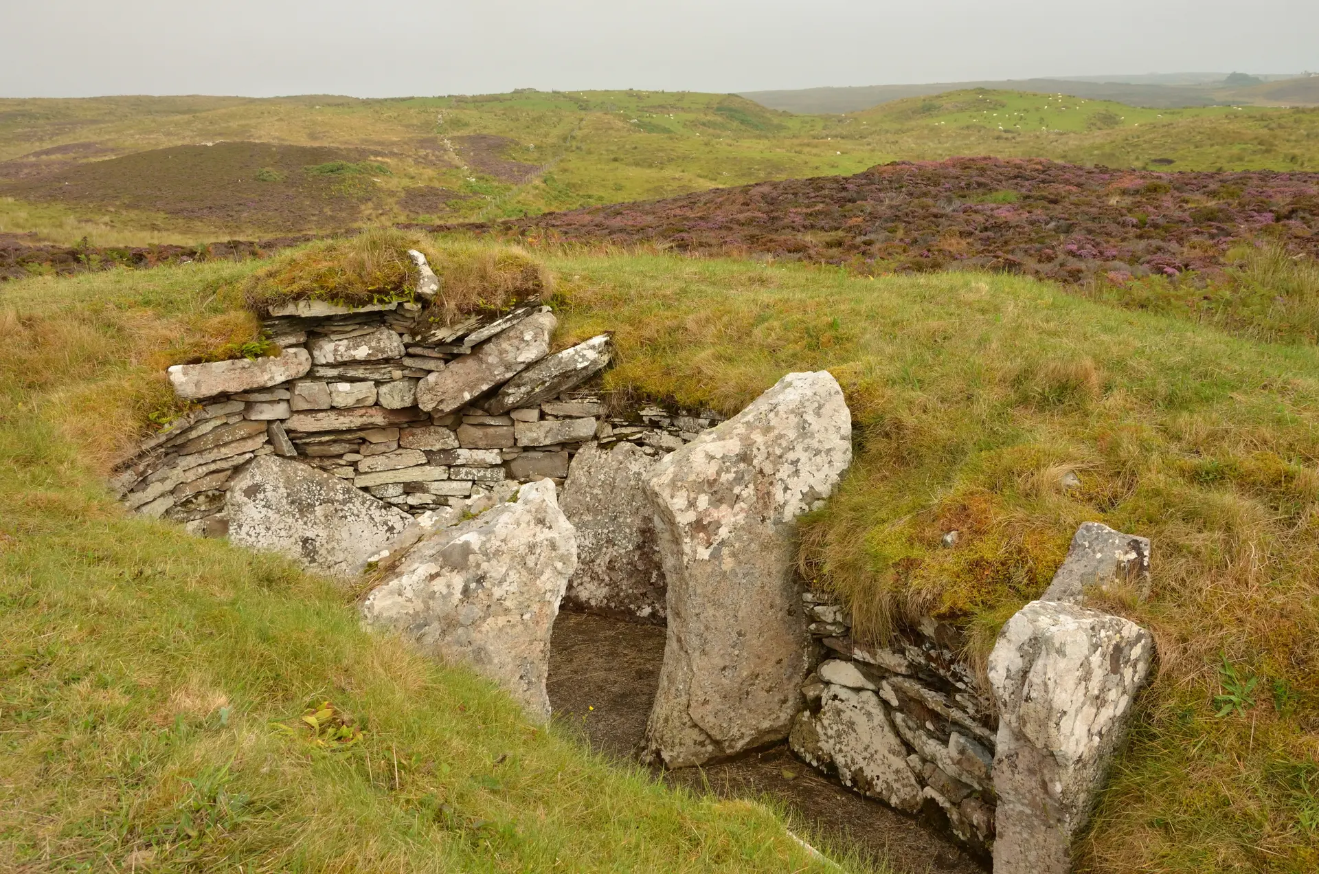 Cairn of Get