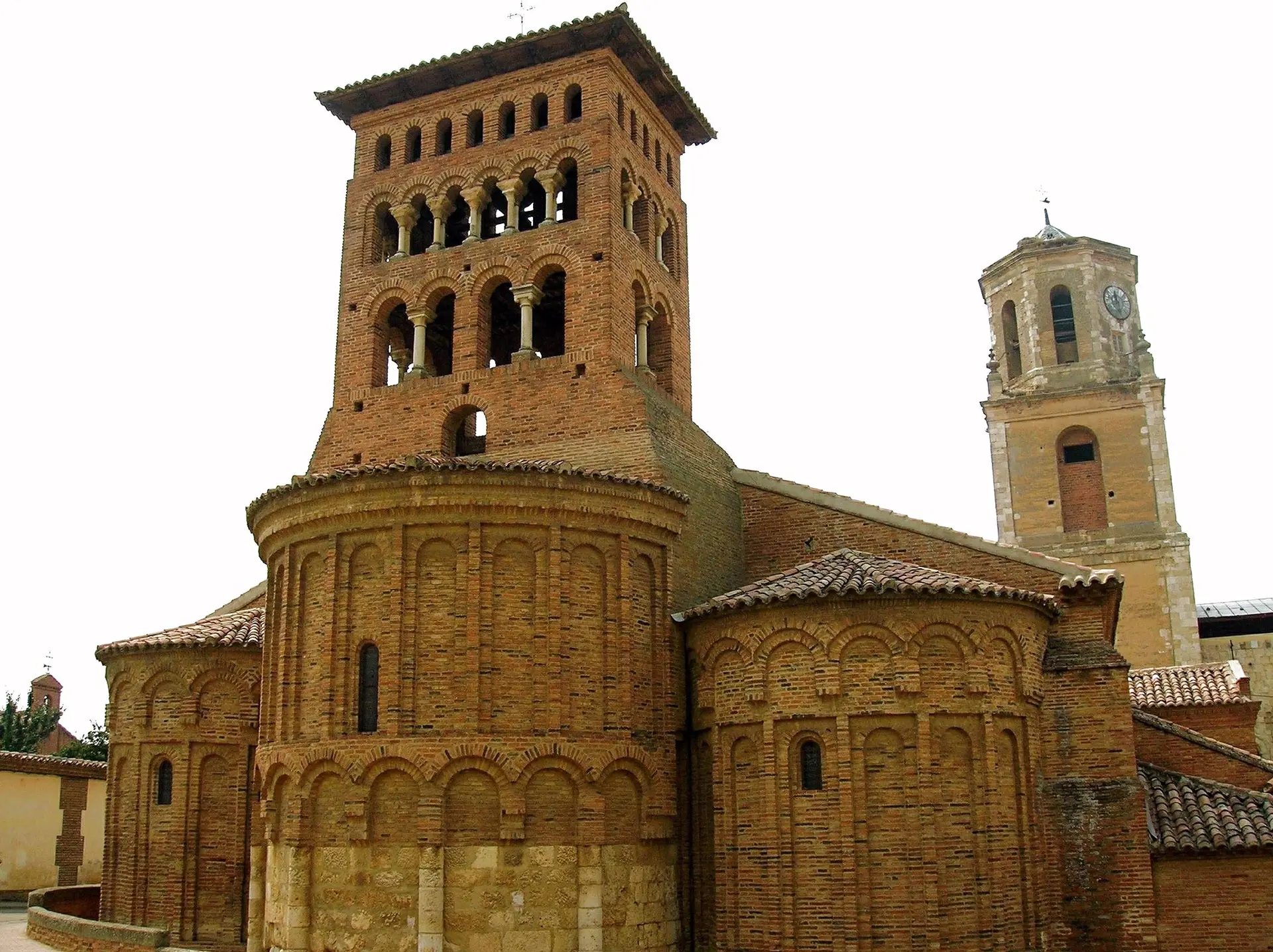 Iglesia de San Tirso, Sahagún - rights-reviewed exact-subject image