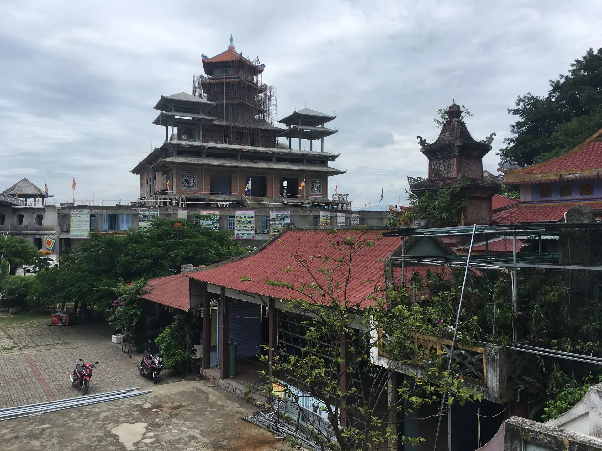 Quan Thế Âm Pagoda in Ngũ Hành Sơn, Đà Nẵng, Vietnam