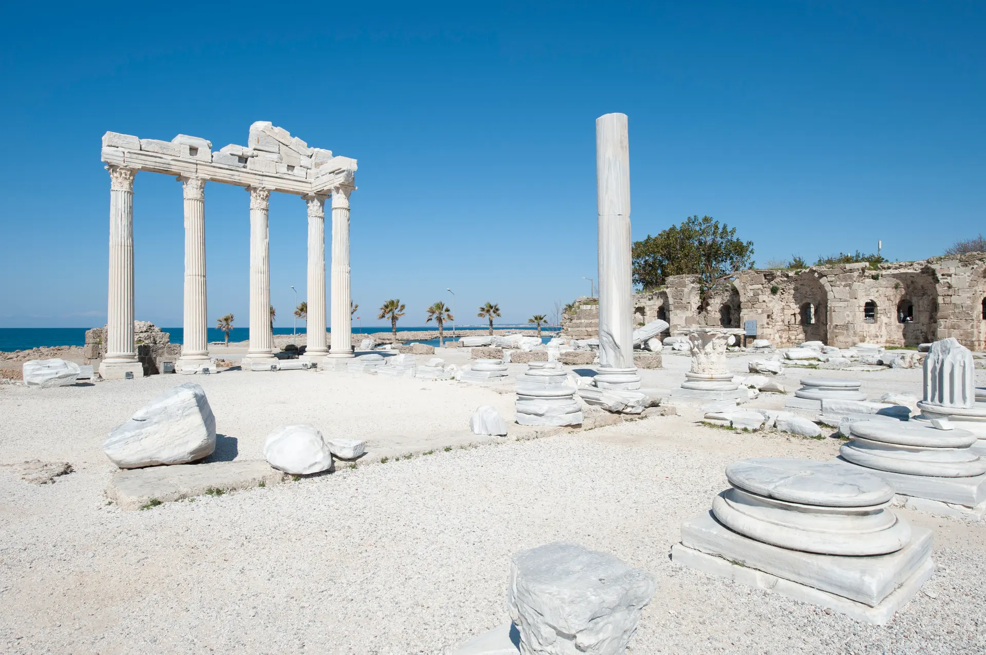 Image of Temple of Apollo and Athena at Side