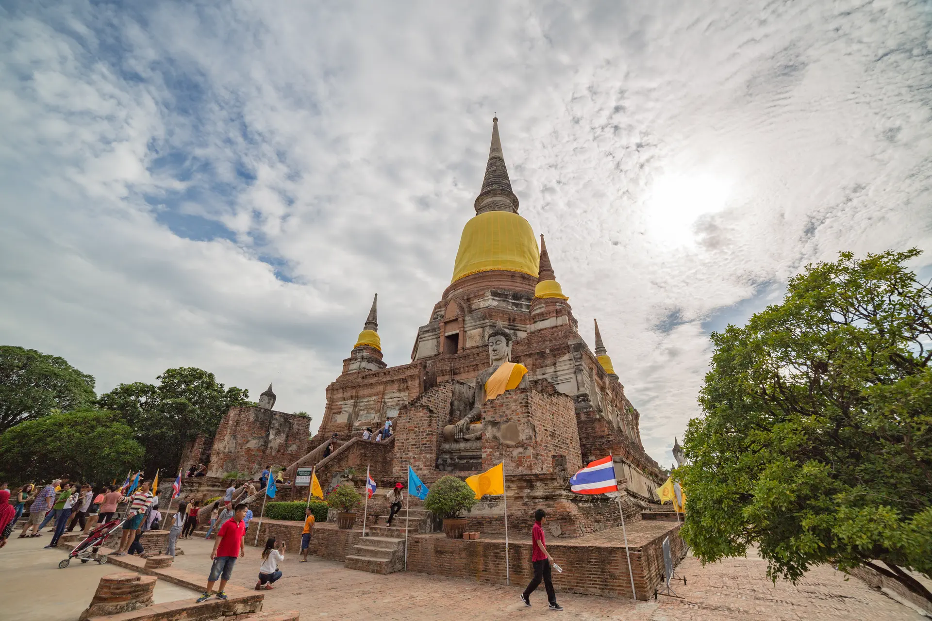 Wat Yai Chai Mongkhon
