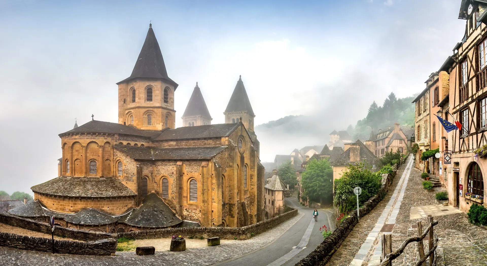 Image of The Sainte-Foy abbey church in Conques