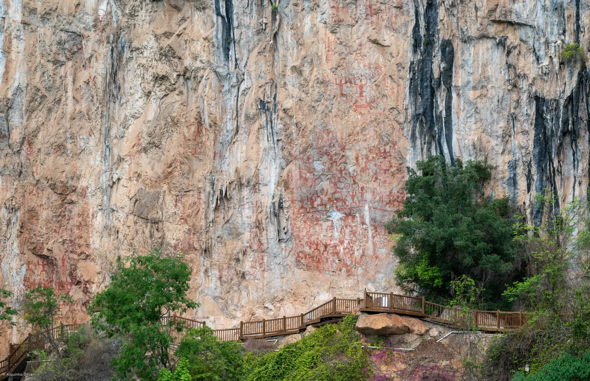 Image of Zuojiang Huashan Rock Art