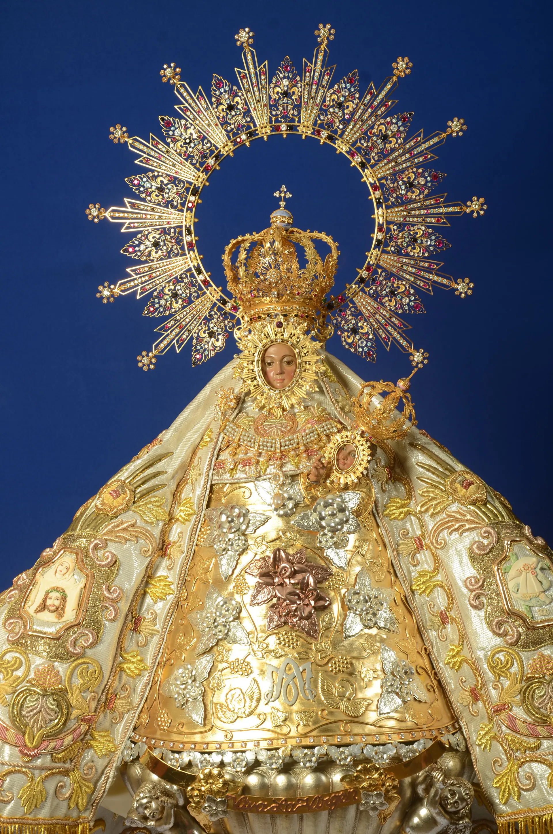 Our Lady of Peñafrancia, Naga City, Bicol