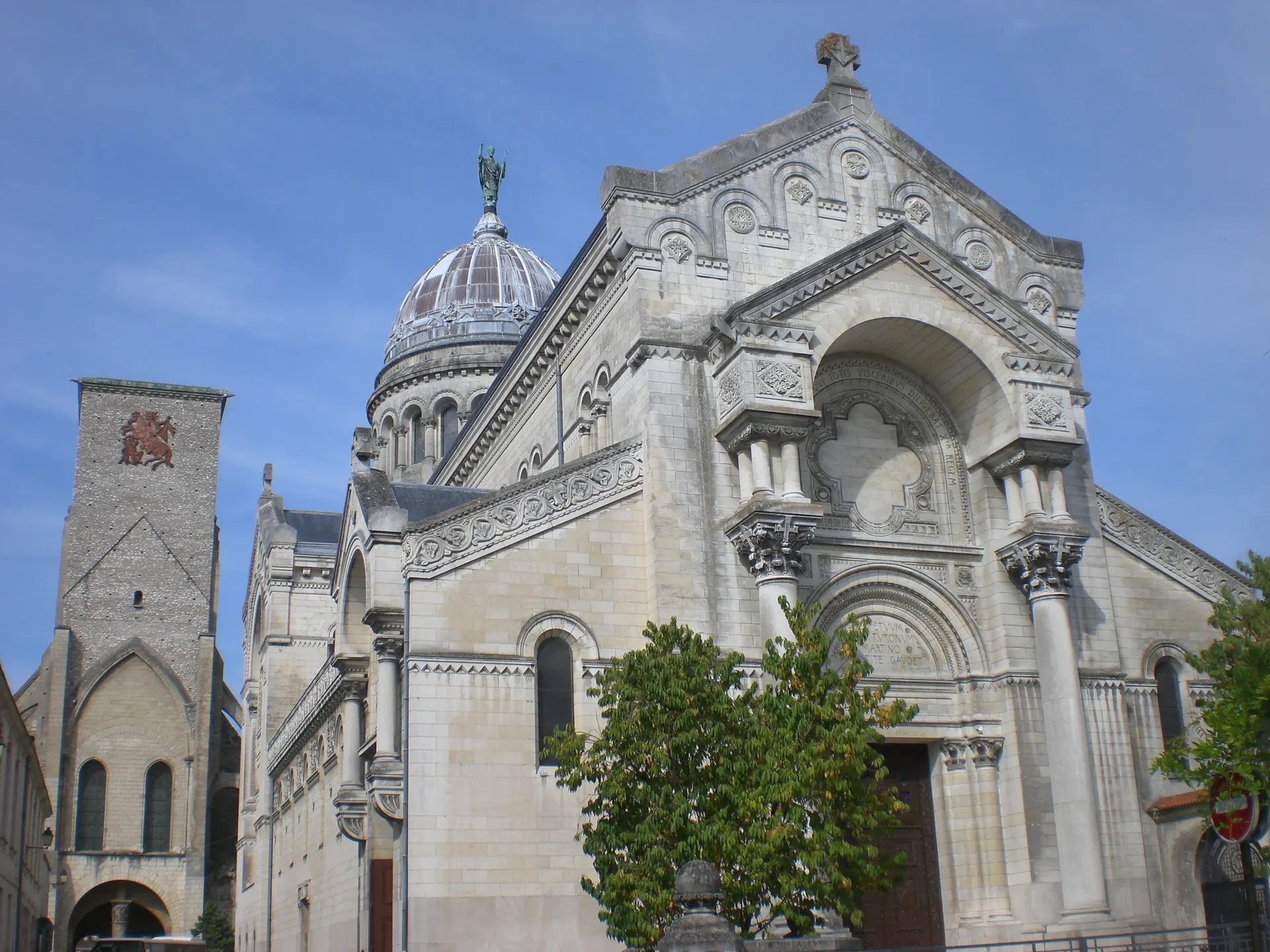 Basilica of Saint Martin, Tours