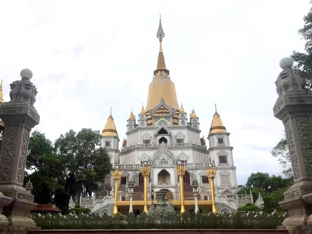 Bửu Long Pagoda