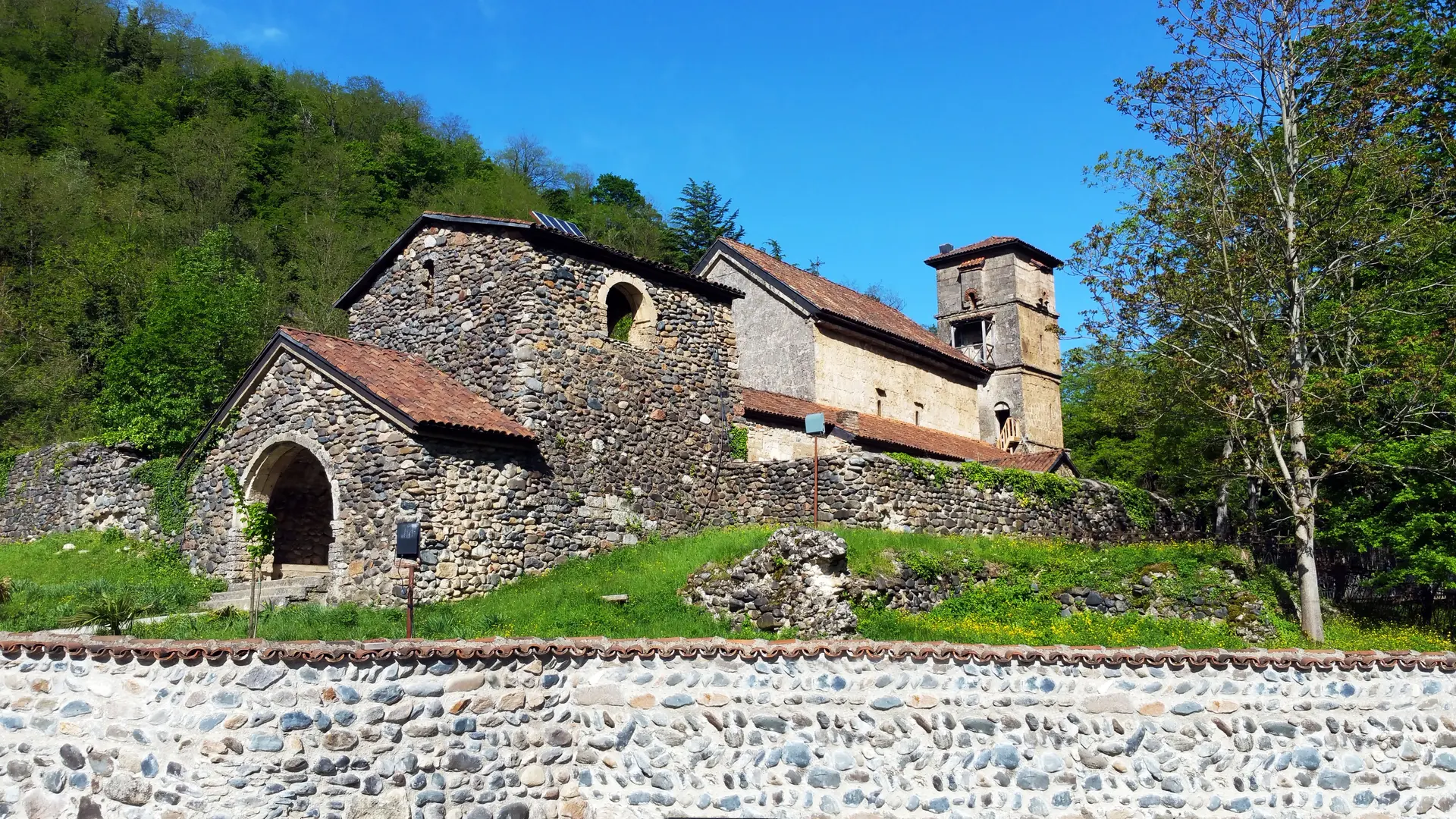 Image of Ubisi Monastery